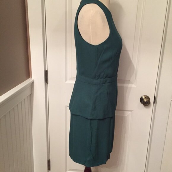 TIBI DRESS GREEN SHEATH SLEEVELESS PEPLUM Size 8 - Picture 4 of 6